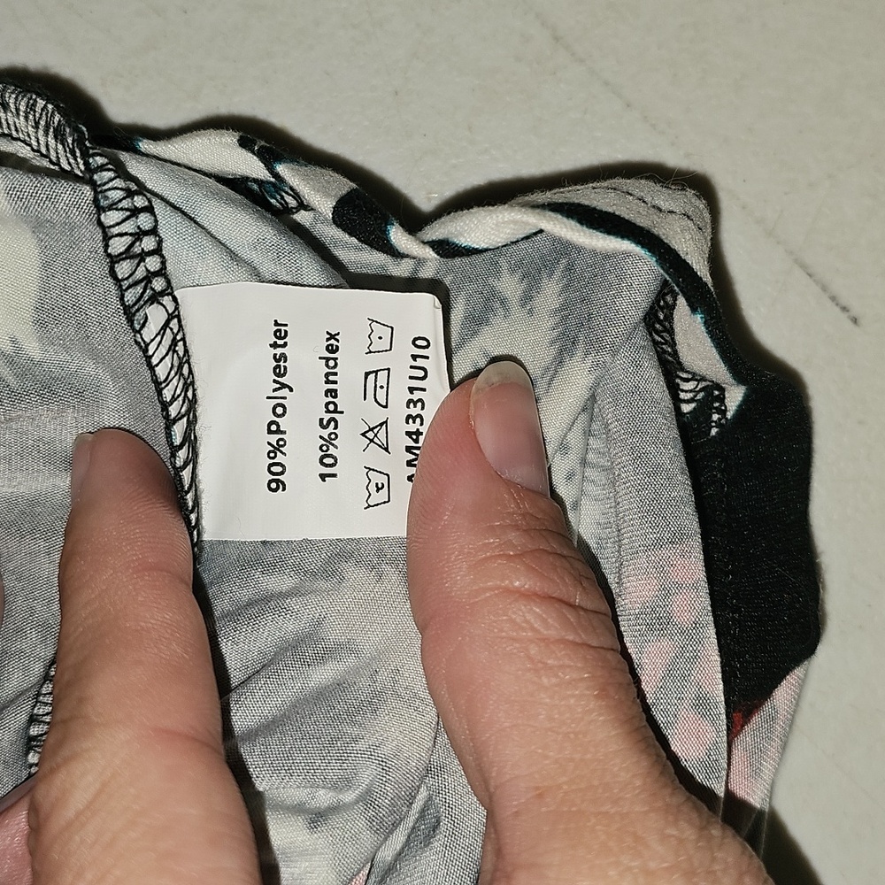 Womens Plus Sz Beautiful Floral Top. Sz 3XL - Picture 6 of 6